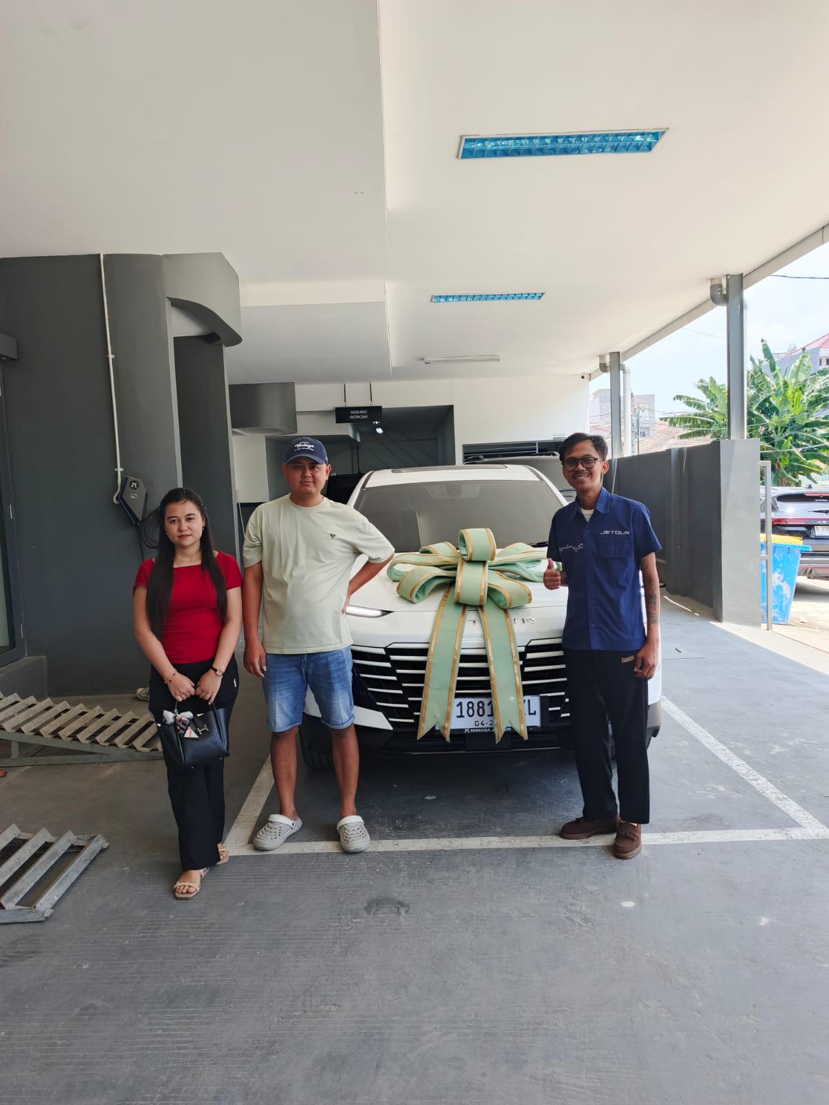 Unit Jetour Dashing diserahkan di Ciputat